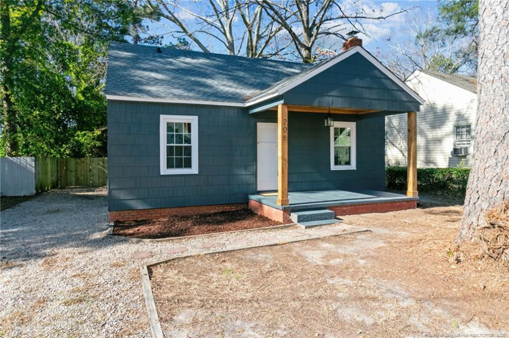206 Pinecrest Dr, Fayetteville, NC 28305 Raleigh Realty