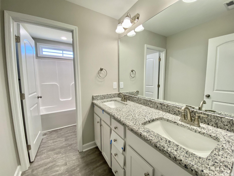 118 Kenbridge Ln Princeton, NC 27569