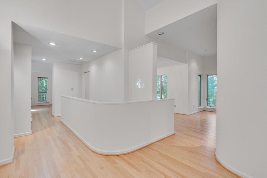 100 Rhododendron Dr Chapel Hill, NC 27517