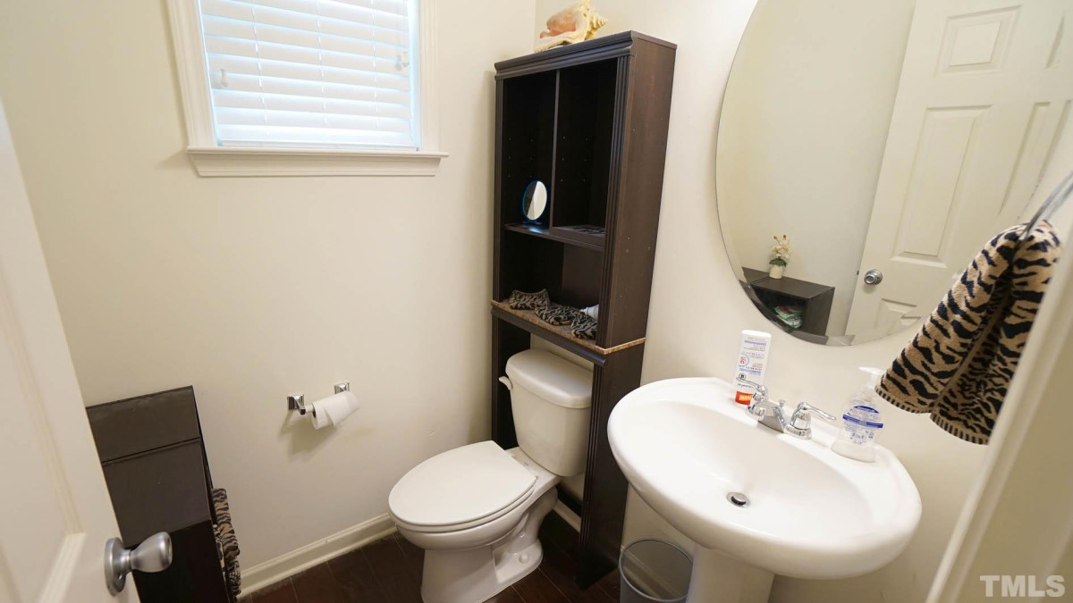 1317 Old Bramble Ln Fuquay Varina, NC 27526