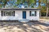 208 Carolina St Maxton, NC 28364