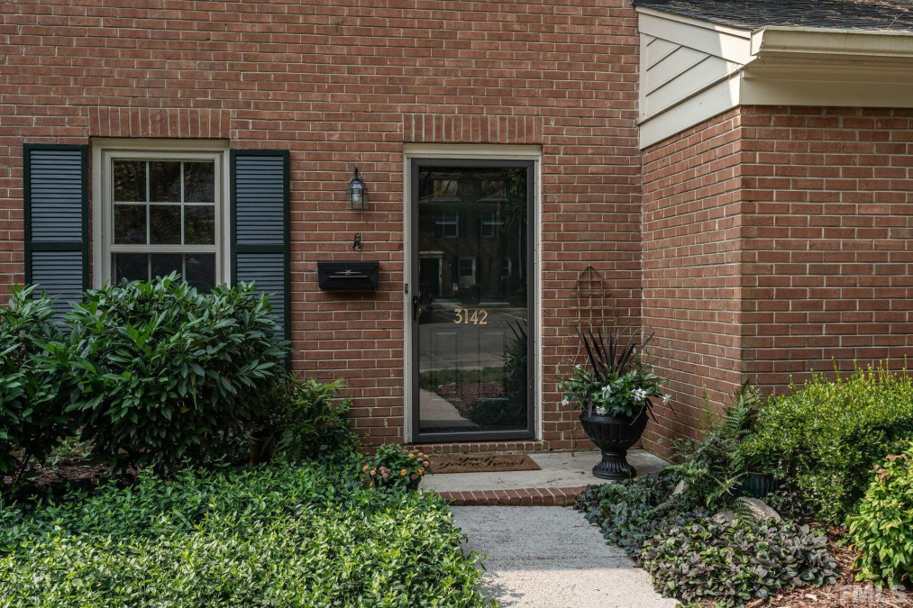 3142 Morningside Dr, Raleigh, NC 27607 Raleigh Realty
