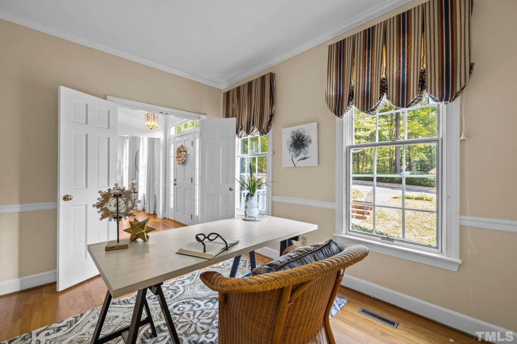 112 Old Forest Creek Dr Chapel Hill, NC 27514