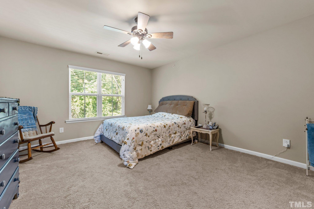 8327 Yaxley Hall Dr, Raleigh, NC 27616 Raleigh Realty