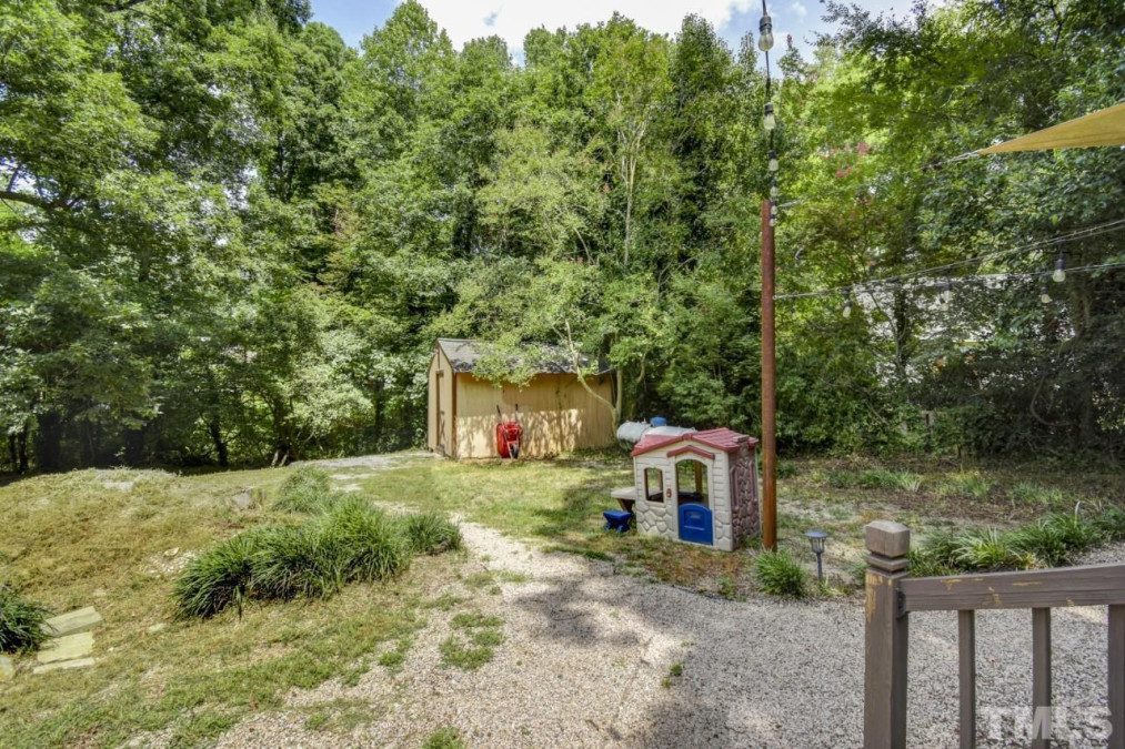102 Dean Pl Knightdale, NC 27545