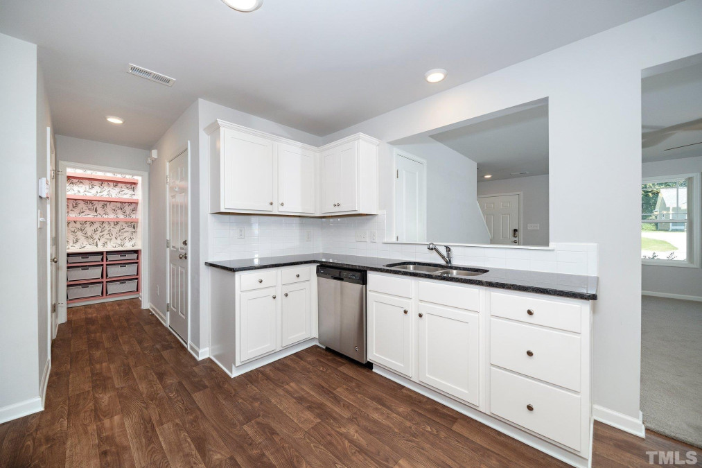 154 Winter Red Way Benson, NC 27504