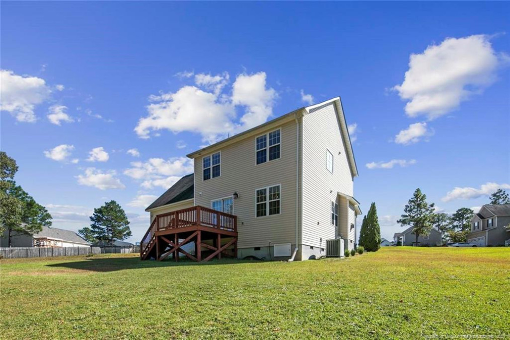 66 Great Oak Ct Bunnlevel, NC 28323