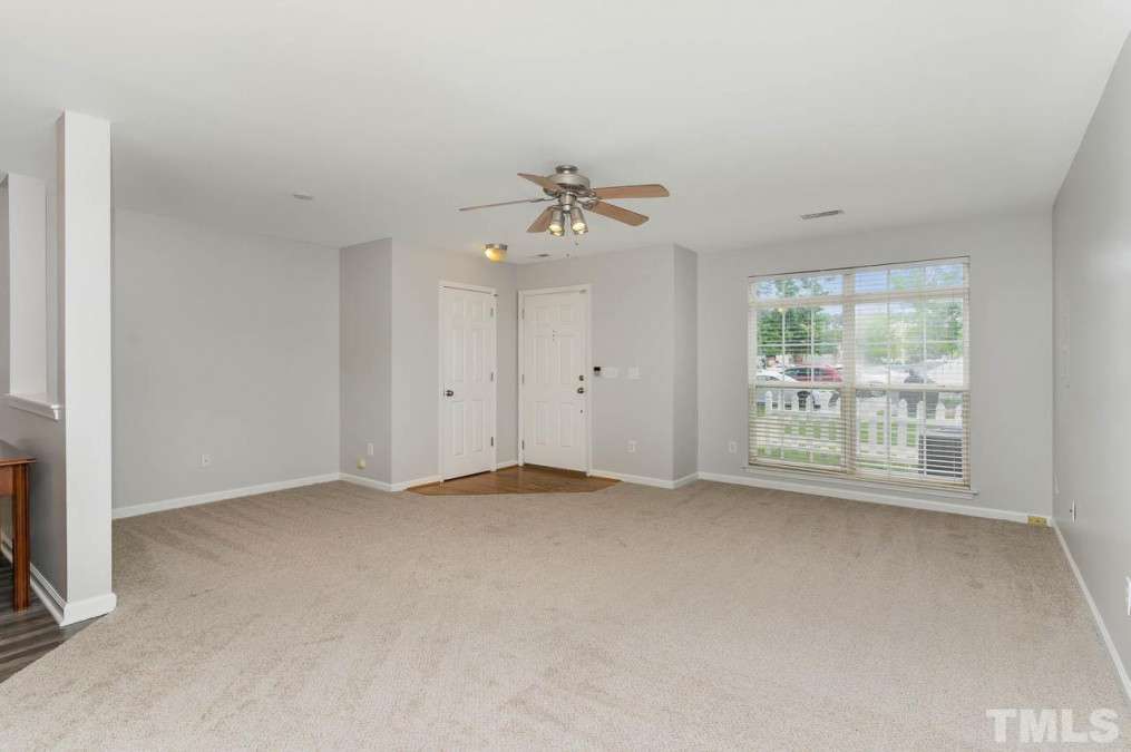 8630 Neuse Landing Ln Raleigh, NC 27616