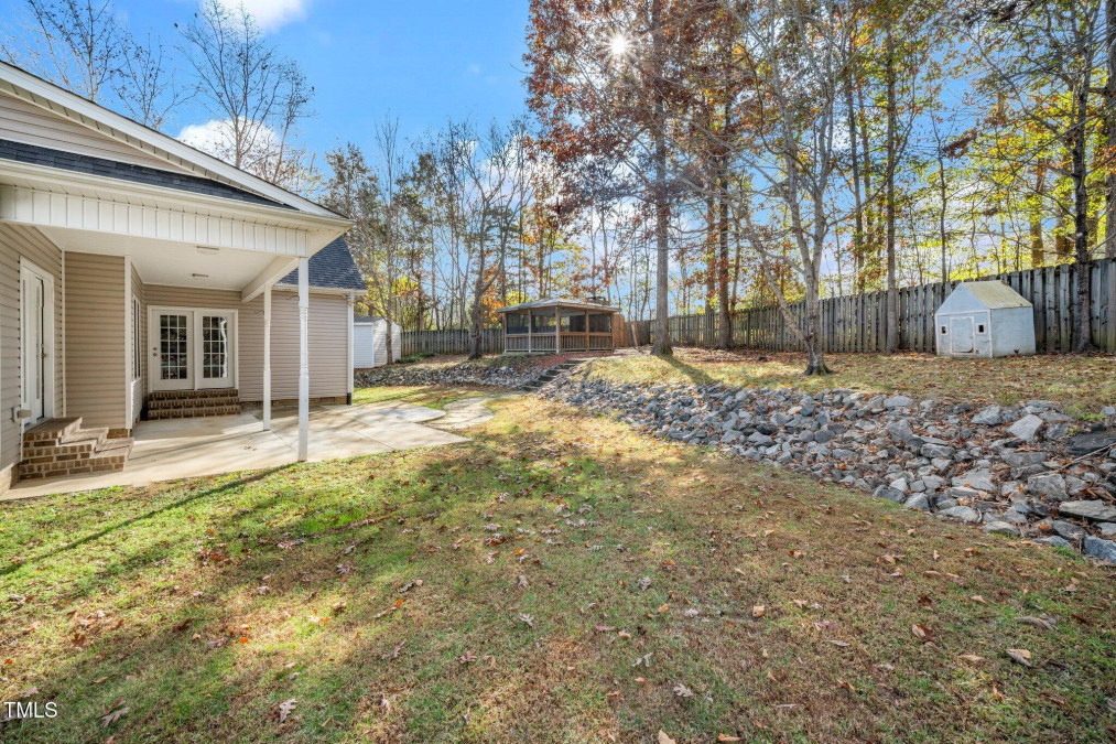 411 Cadbury Ct Graham, NC 27253