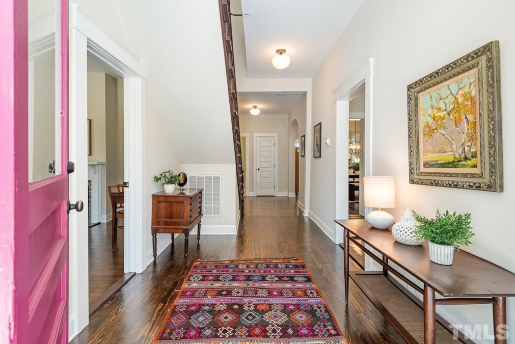 611 Holloway St, Durham, NC 27701 Raleigh Realty