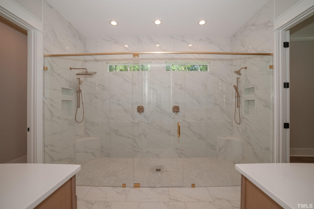579 Berry Patch Dr Pittsboro, NC 27312