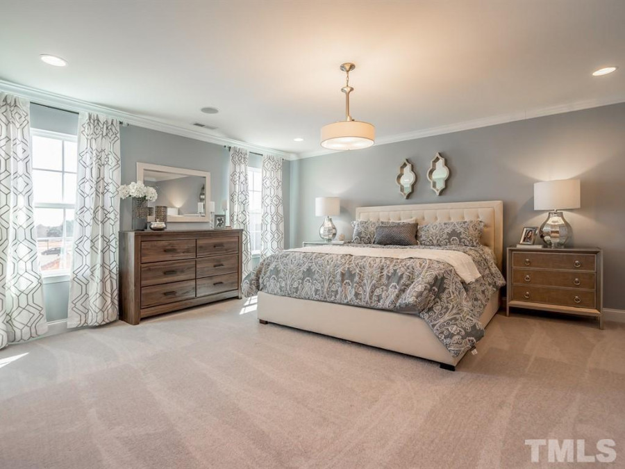 1245 Sidney Creek Dr Zebulon, NC 27597