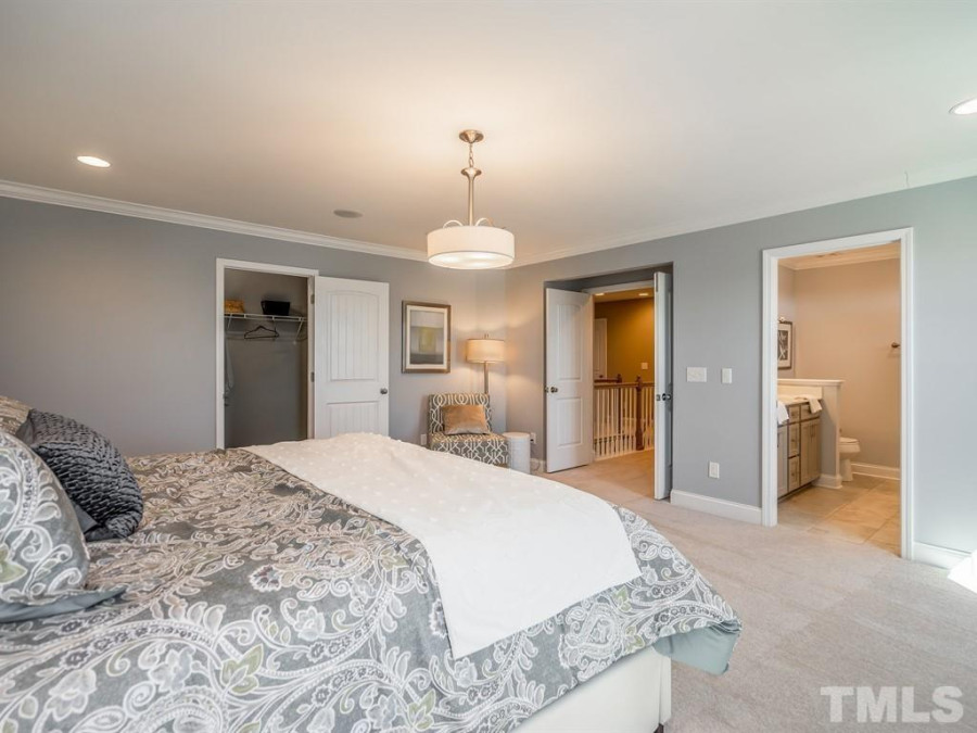1245 Sidney Creek Dr Zebulon, NC 27597