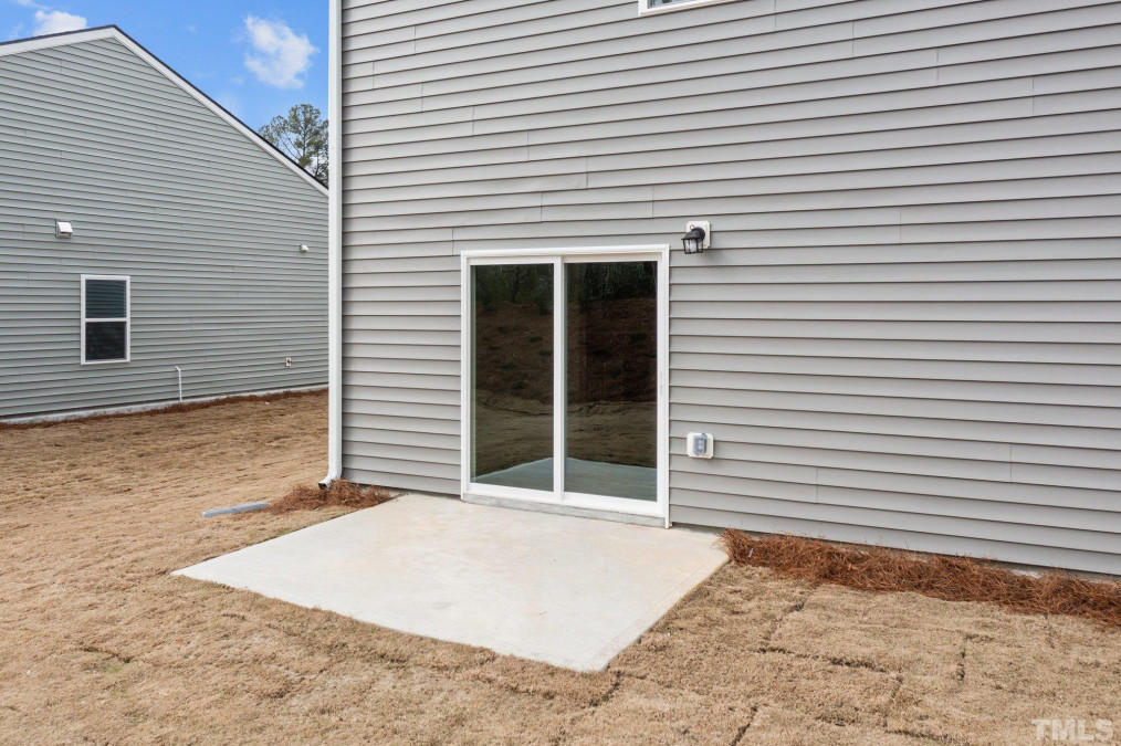748 Mirror Pond Dr Zebulon, NC 27597