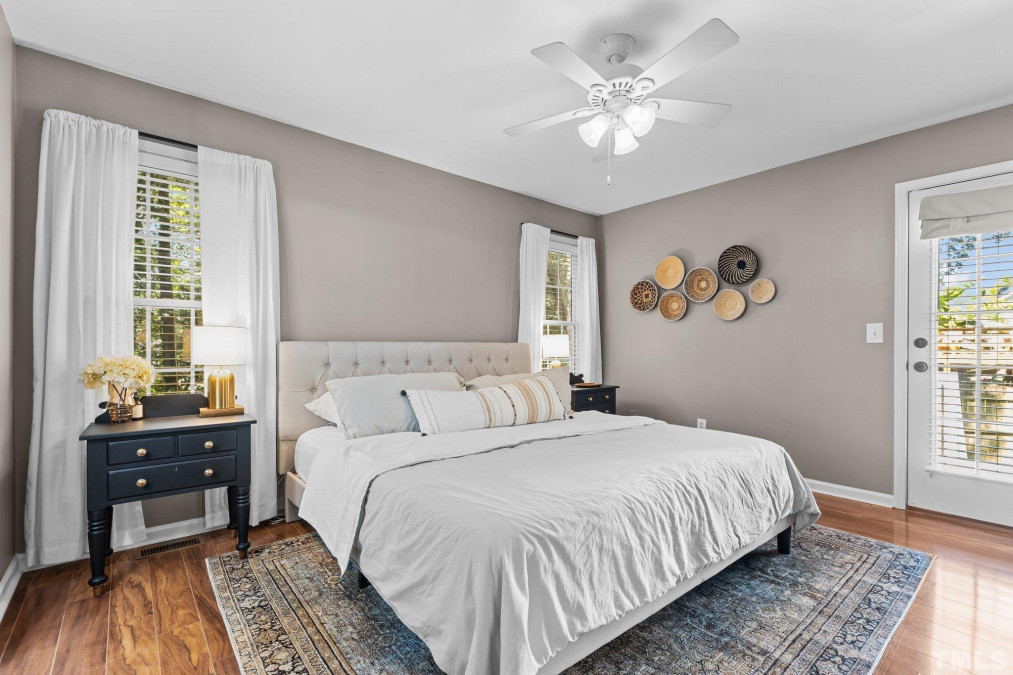 2813 Glastonbury Rd Apex, NC 27539