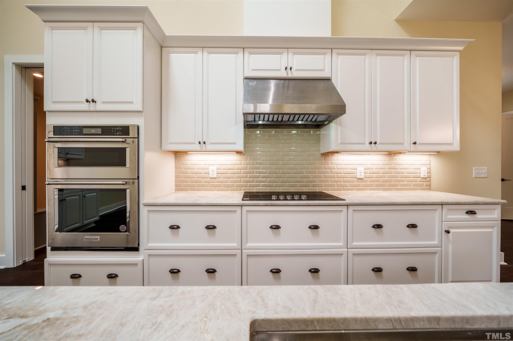 4628 Hibiscus Ln Chapel Hill, NC 27516