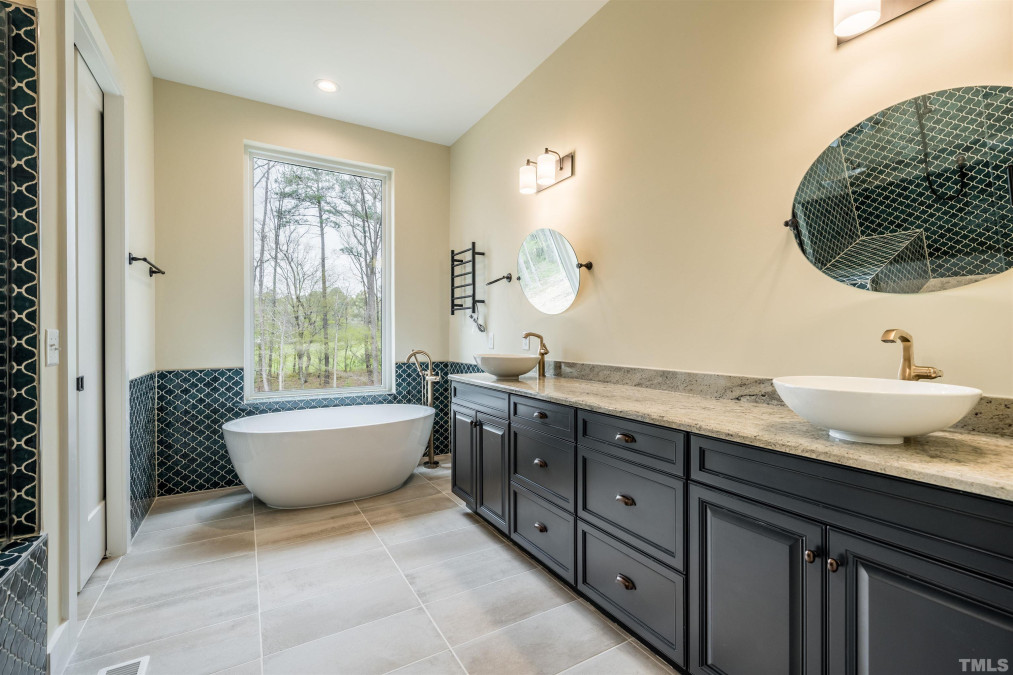 4628 Hibiscus Ln Chapel Hill, NC 27516