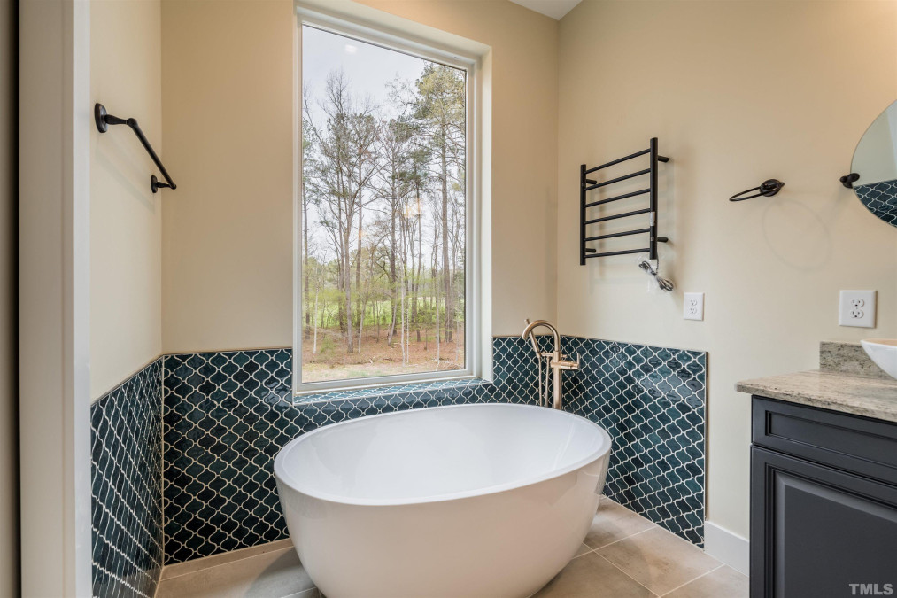 4628 Hibiscus Ln Chapel Hill, NC 27516