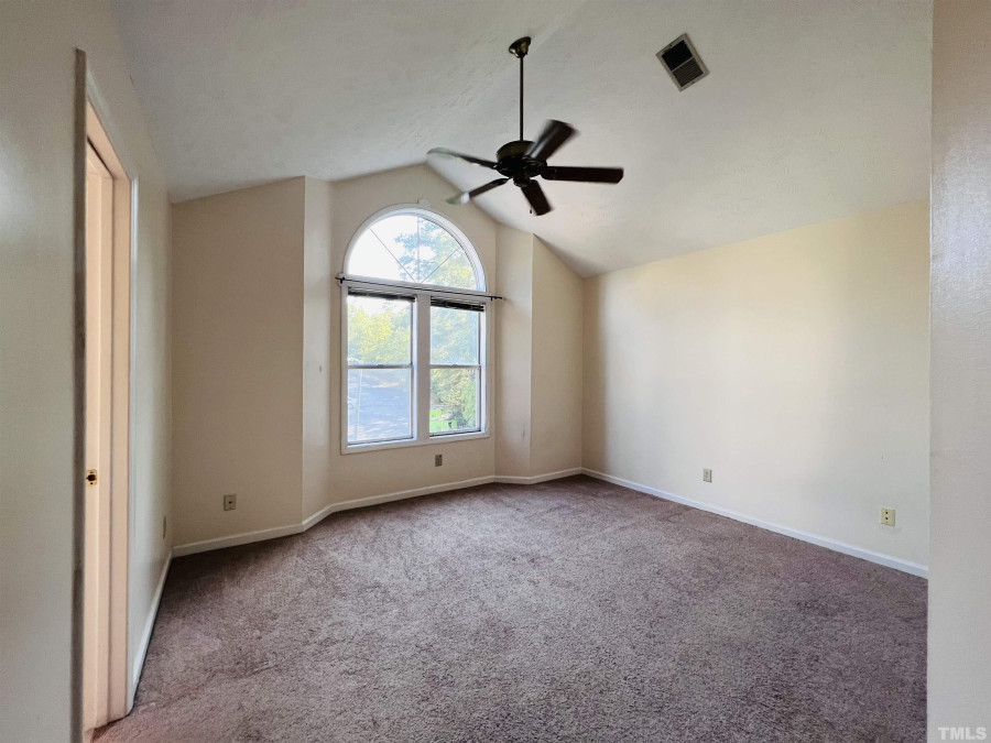 6804 Willowbrook Dr Fayetteville, NC 28314