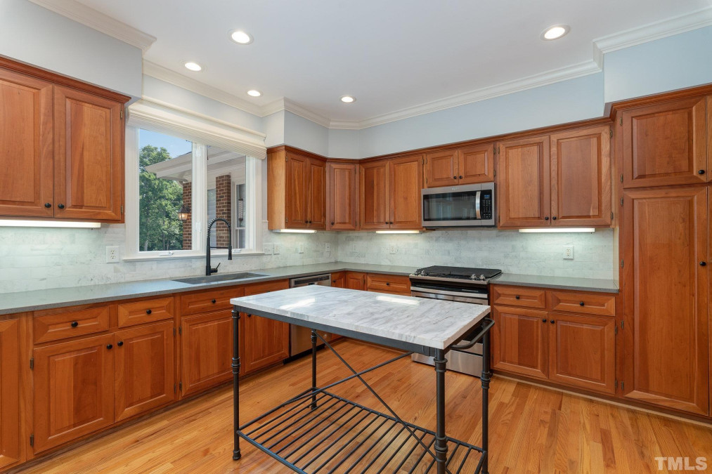 73207 Burrington Chapel Hill, NC 27517