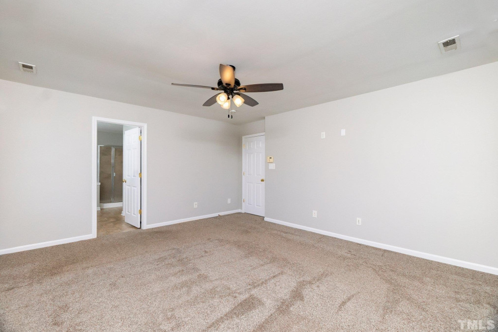 2669 Bloomsberry Ridge Dr Fuquay Varina, NC 27526