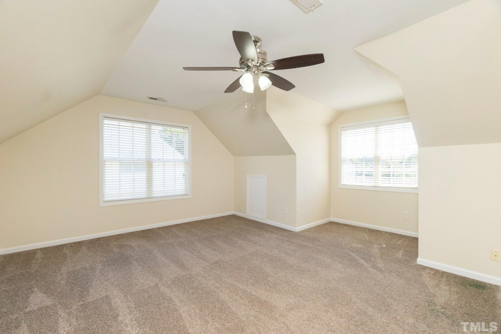 2669 Bloomsberry Ridge Dr Fuquay Varina, NC 27526