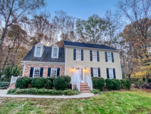 6104 Bayberry Ln Raleigh, NC 27612