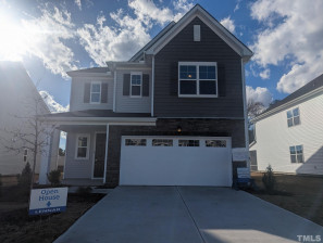 916 Matterhorn Dr Fuquay Varina, NC 27526