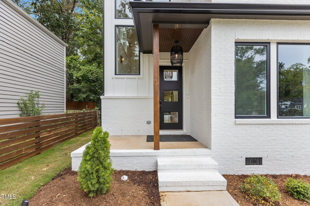 1329 Courtland Dr, Raleigh, NC 27604 Raleigh Realty