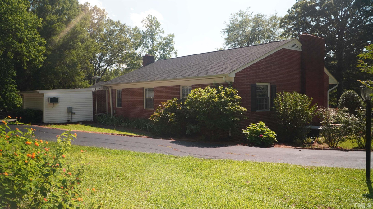 2426 Lower Moncure Rd, Sanford, NC 27330 Raleigh Realty