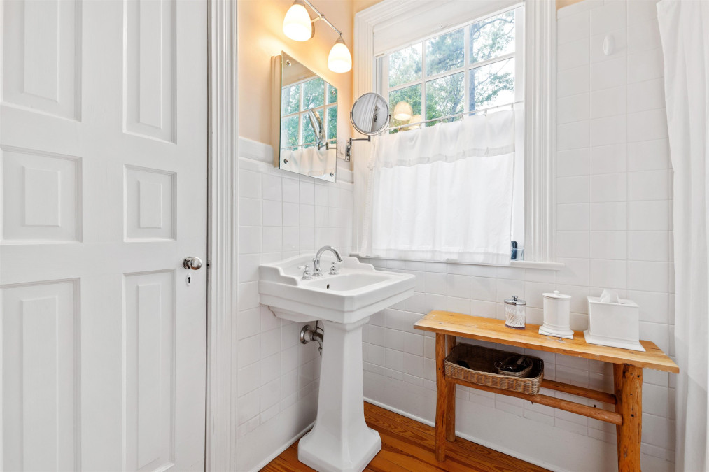 333 Tenney Cir Chapel Hill, NC 27514