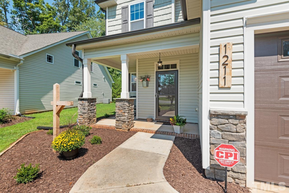 1211 Yellow Wood Dr Mebane, NC 27302
