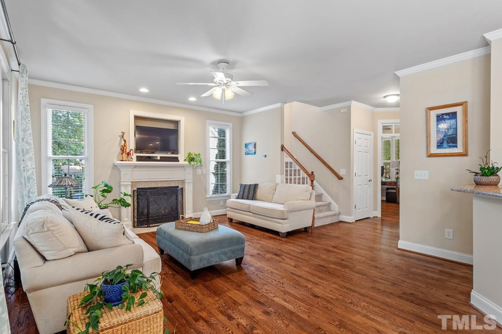 7368 Capulin Crest Dr, Apex, NC 27539 Raleigh Realty