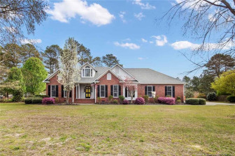 2423 Cypress Lakes Rd Hope Mills, NC 28348