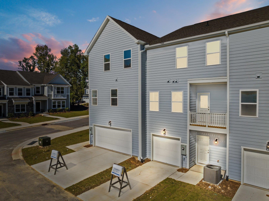 1872 Knights Crest Way Wake Forest, NC 27587