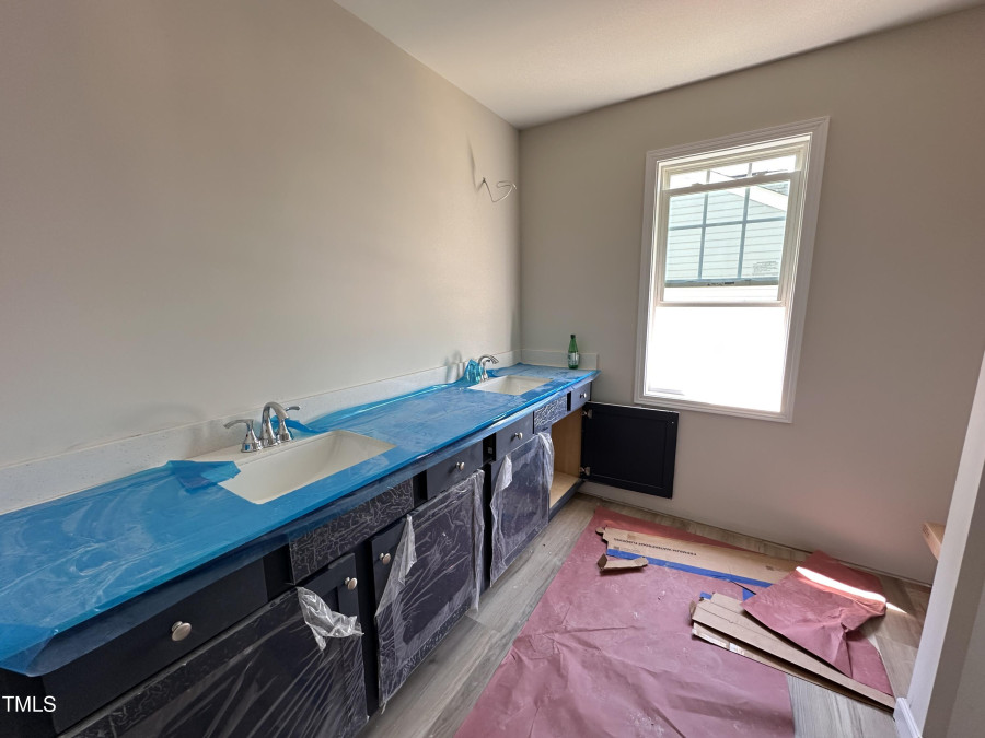 9 Emily Gardens Dr Selma, NC 27576