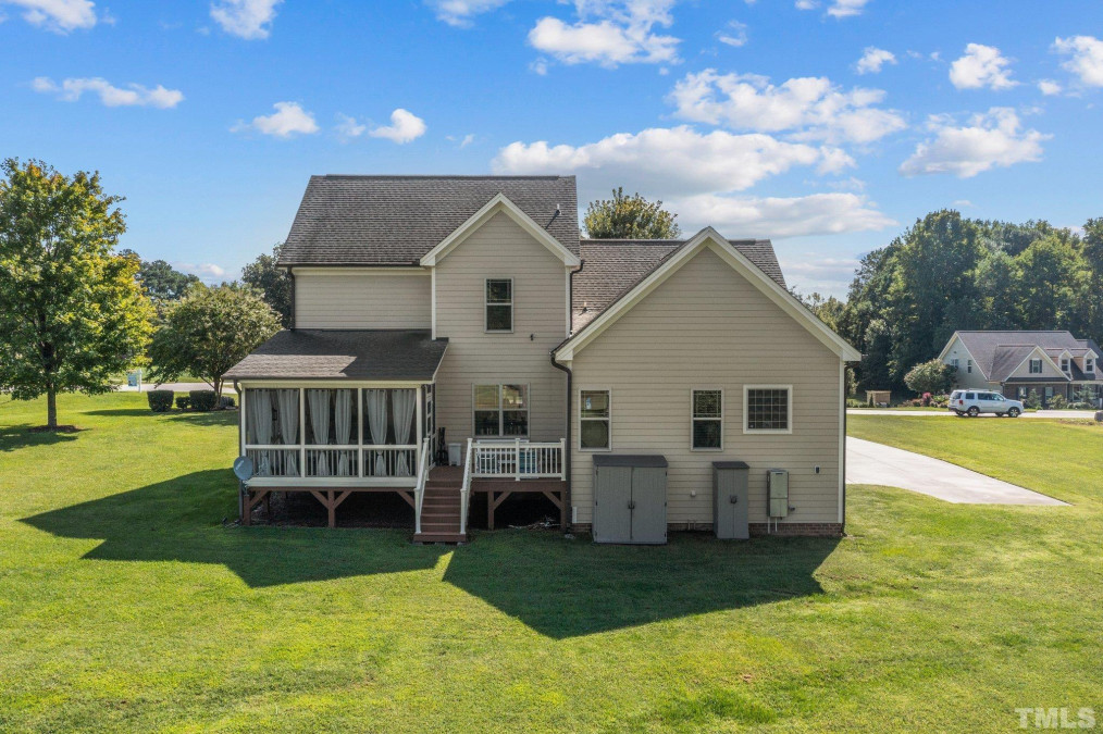 1721 Creekview Dr Franklinton, NC 27525