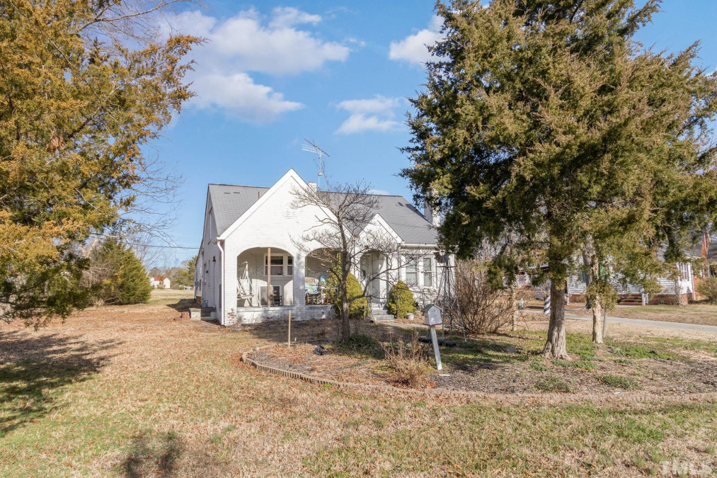 1662 Lower Hopedale Rd, Burlington, NC 27217 Raleigh Realty