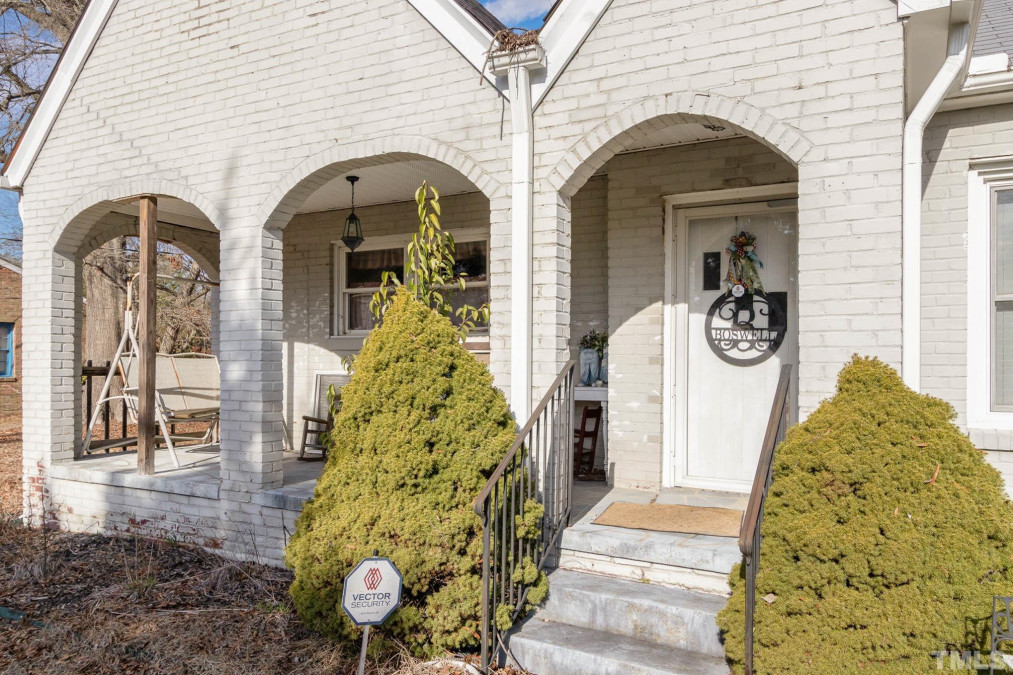 1662 Lower Hopedale Rd, Burlington, NC 27217 Raleigh Realty