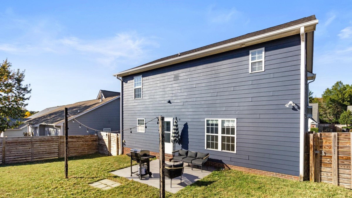1509 Stonewood Dr Fayetteville, NC 28306