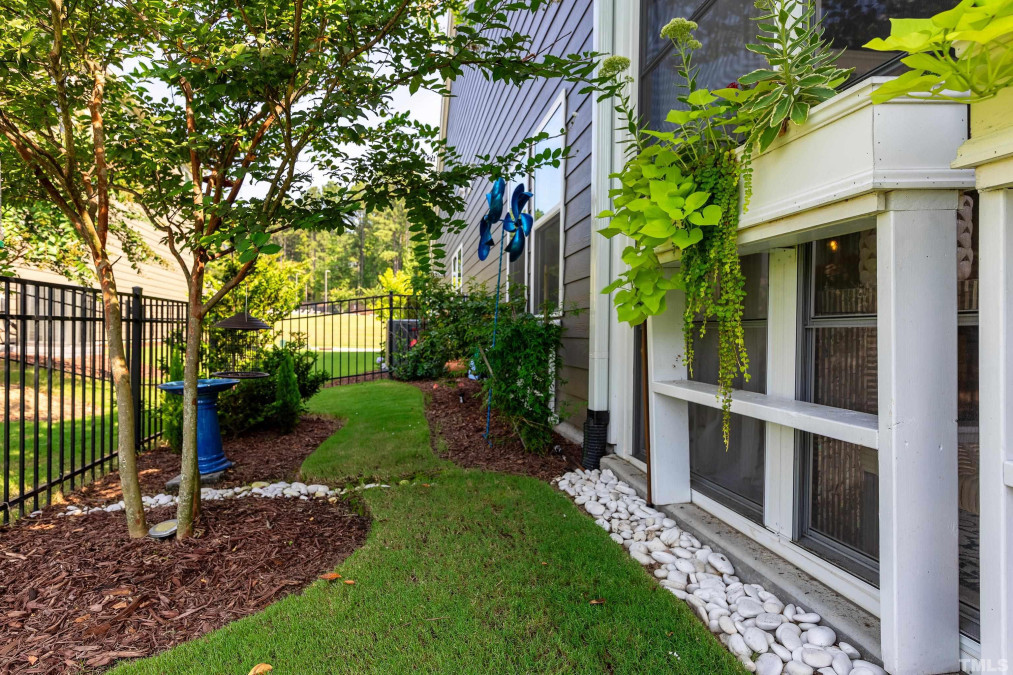 3437 Jordan Manors Dr, New Hill, NC 27562 Raleigh Realty