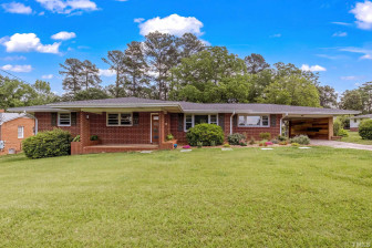 2405 Brenda Dr Raleigh, NC 27610
