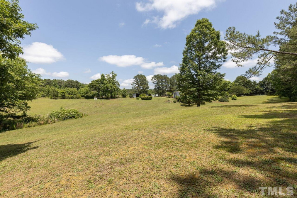 7924 White Oak Rd, Garner, NC 27529 Raleigh Realty