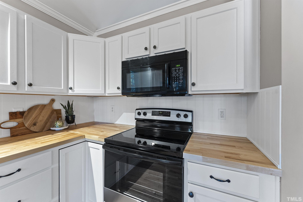 609 Senter View Dr Fuquay Varina, NC 27526