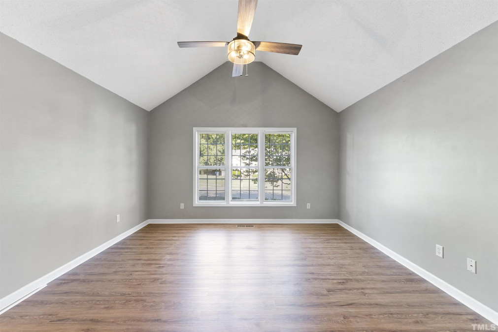 609 Senter View Dr Fuquay Varina, NC 27526
