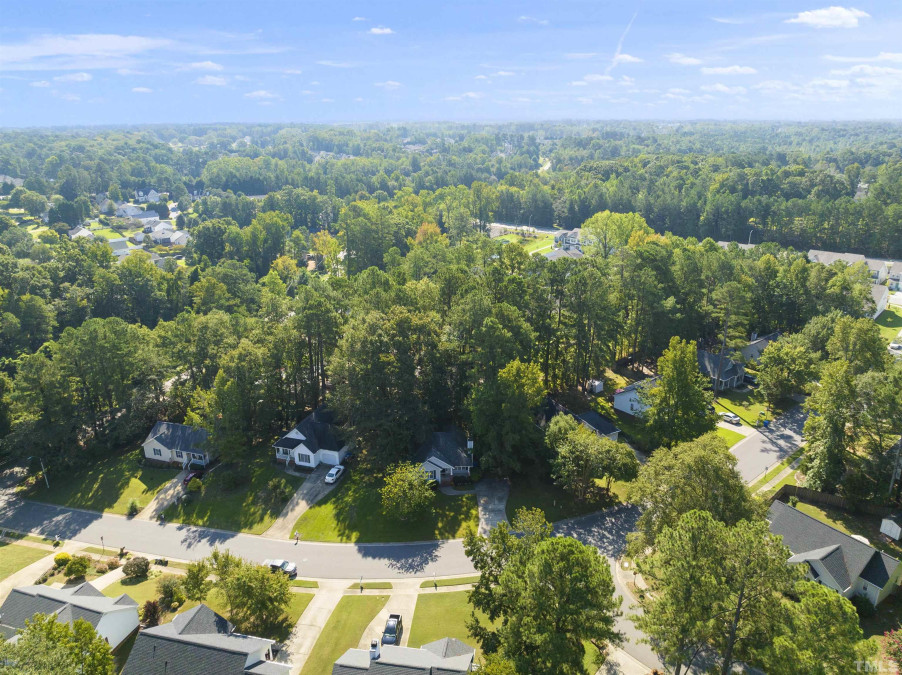 609 Senter View Dr Fuquay Varina, NC 27526