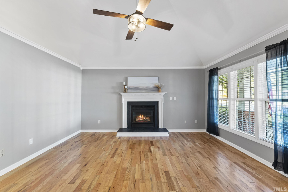 609 Senter View Dr Fuquay Varina, NC 27526