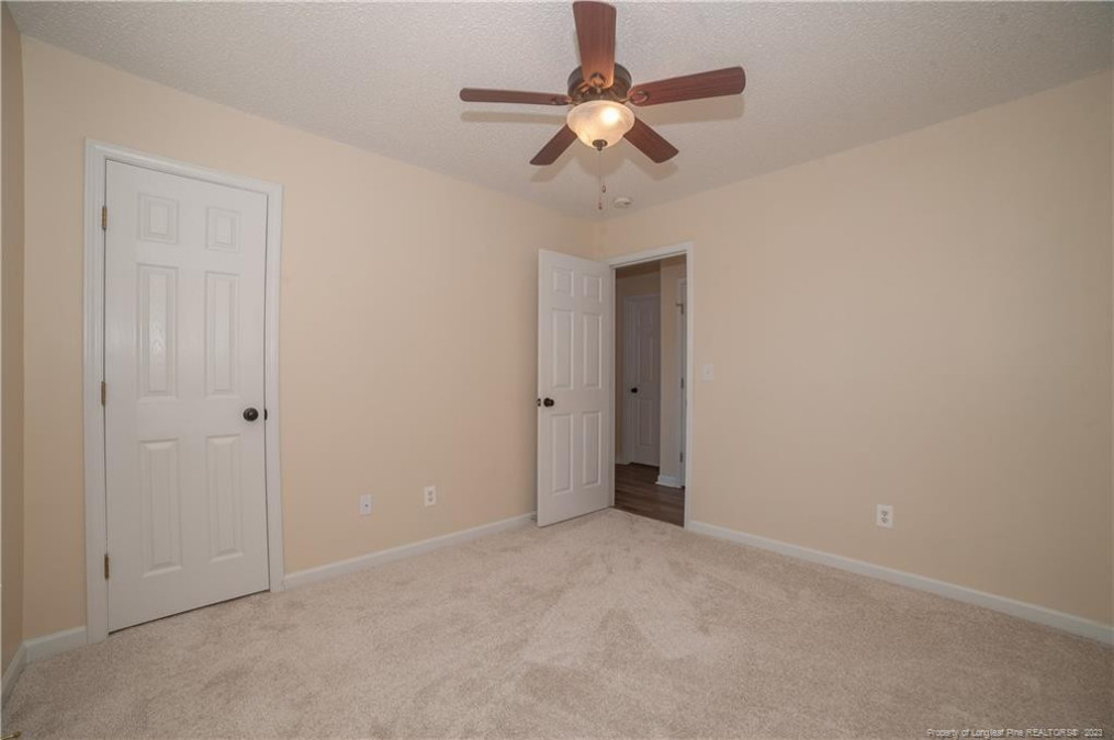 1305 Locks Creek Rd Fayetteville, NC 28312