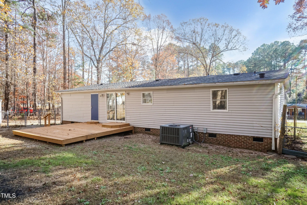 20 Hidden Stream Dr Youngsville, NC 27596