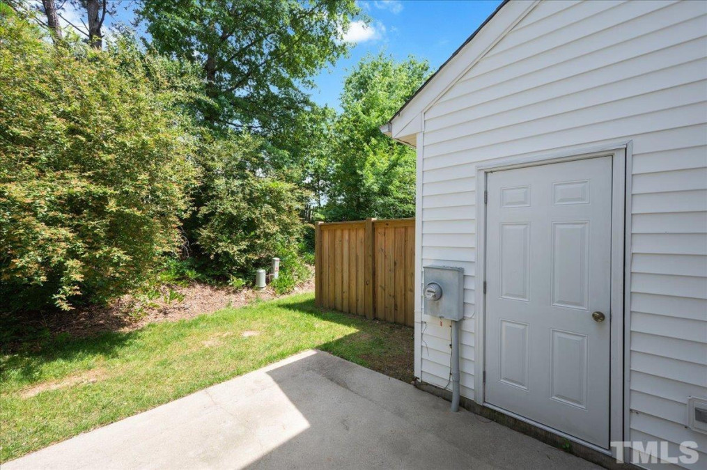 8606 London Park Ct Raleigh, NC 27615